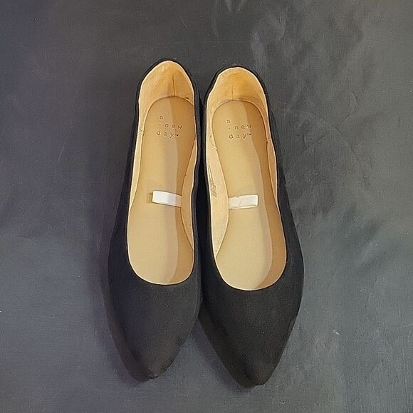 BRAND NEW A.NEW DAY FAUX SUEDE POINTED TOE WOMEN"S FLAT SHOE - Picture 3 of 15